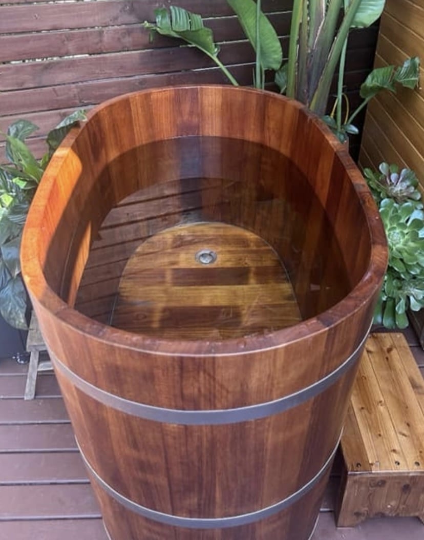 HH PLUNGE BATH