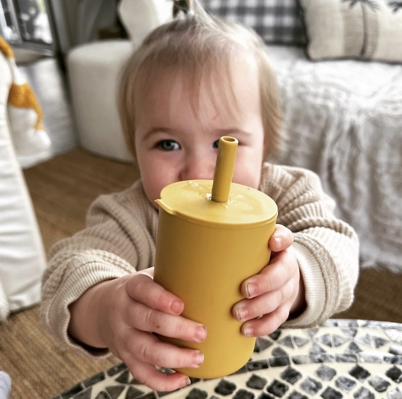 Baby silicone straw cup